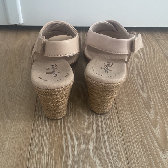 Barely worn size 7 Collection by Clark wedges - Picture 2 of 5